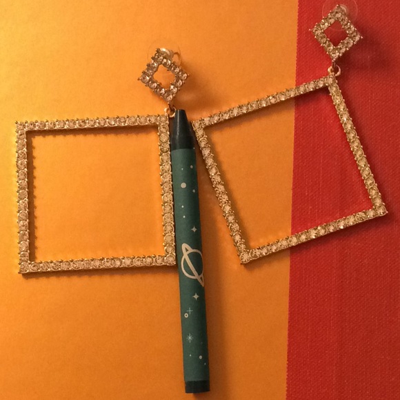 Squared - Picture 2 of 5